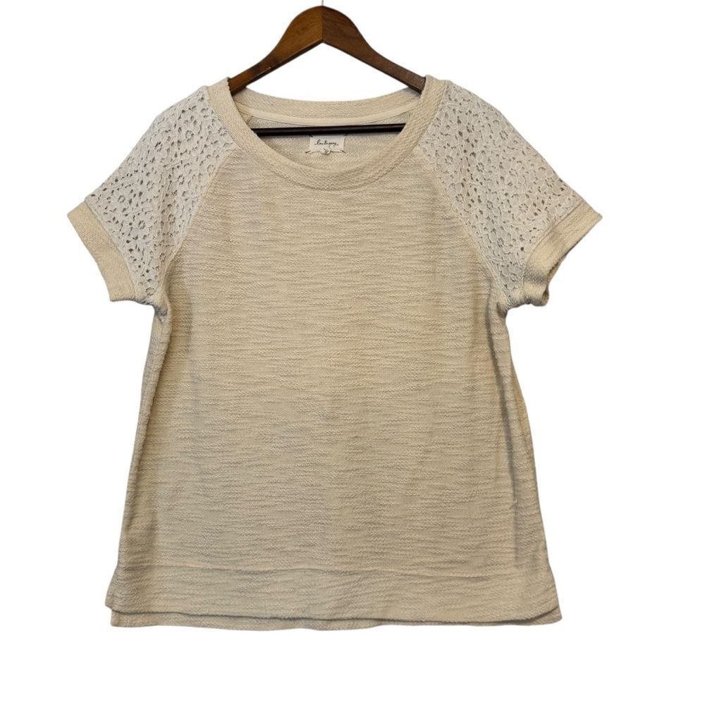 Lou & Grey Cream Textured Tee with Lace Accents
